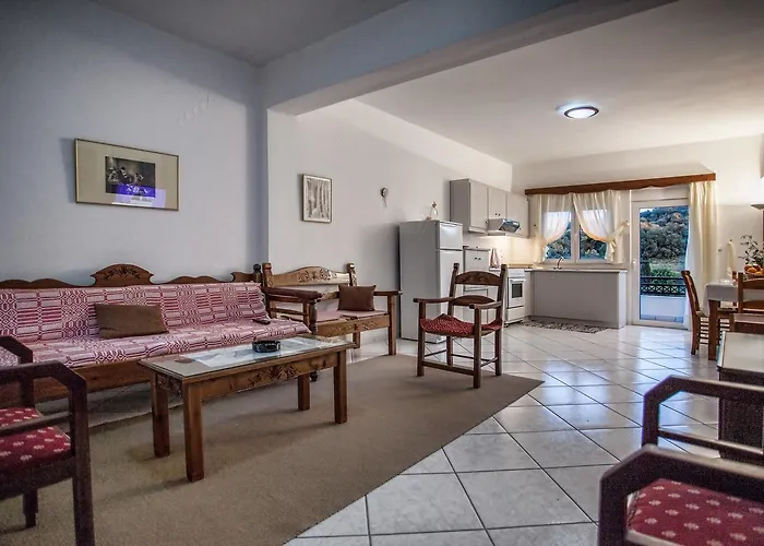 Alexandros Apartments
